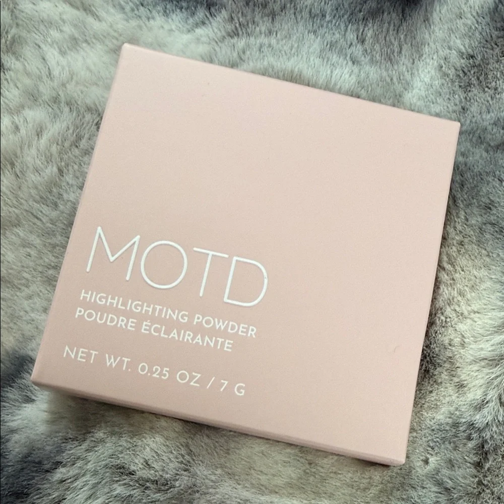 MOTD Highlighting Powder Lucid Moon *NEW*